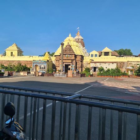 Shreekhetra Hotel Puri Bagian luar foto