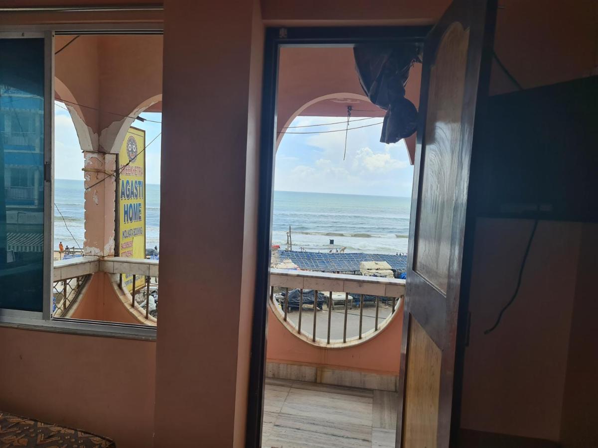 Shreekhetra Hotel Puri Bagian luar foto
