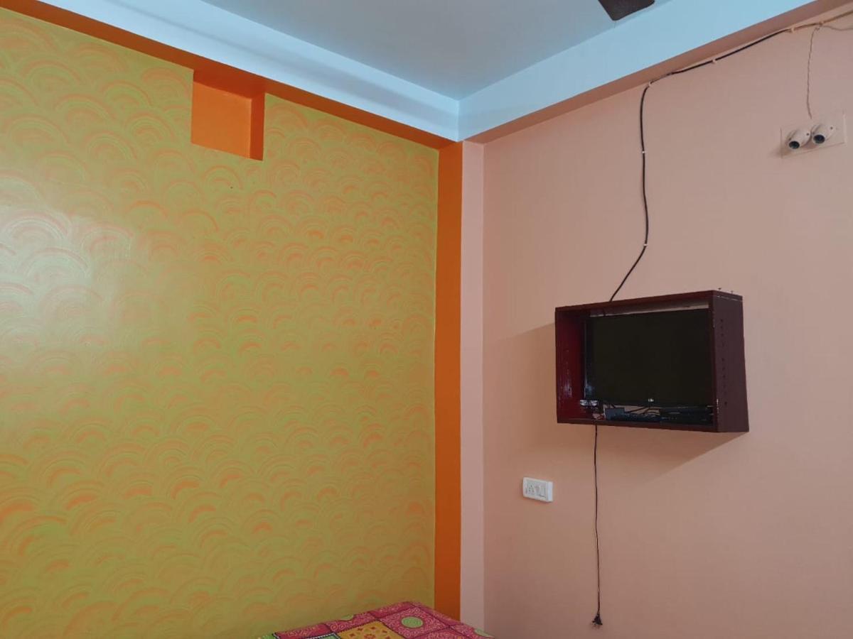 Shreekhetra Hotel Puri Bagian luar foto